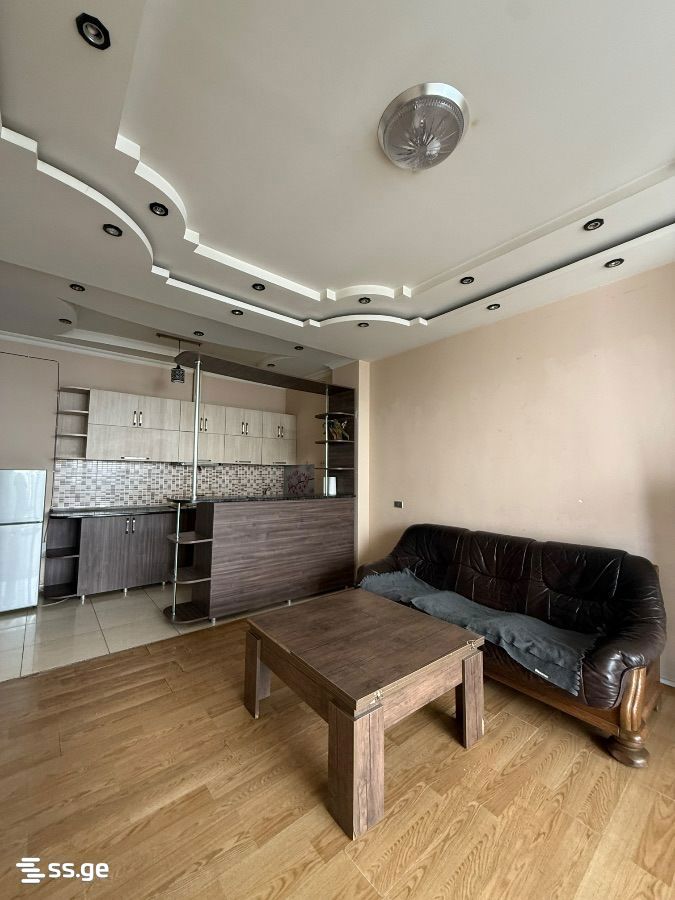 navtlugi st. 10 - 3 rooms