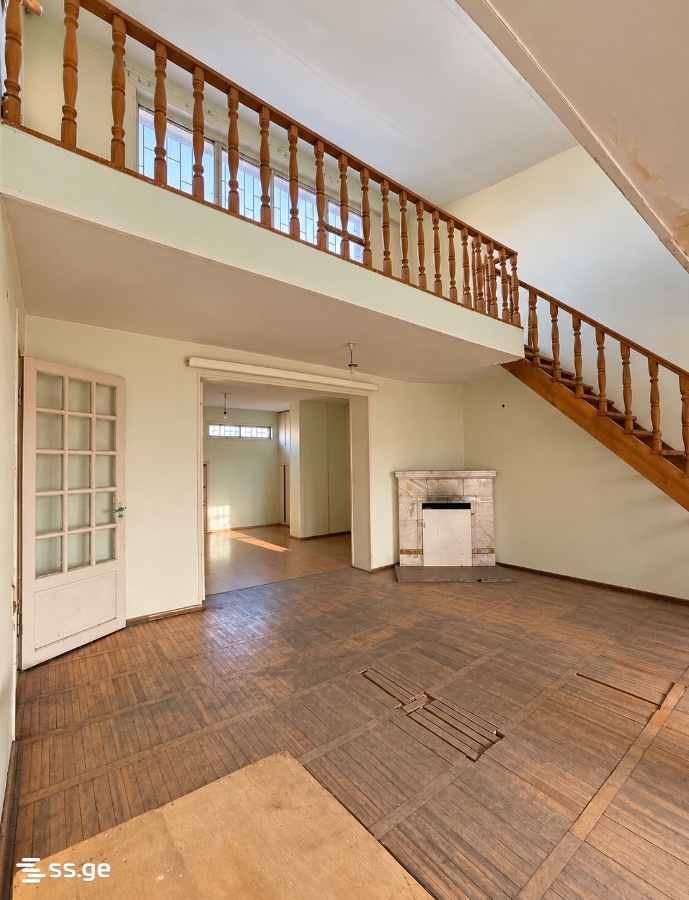 ioane petritsi st. 4 - 3 rooms