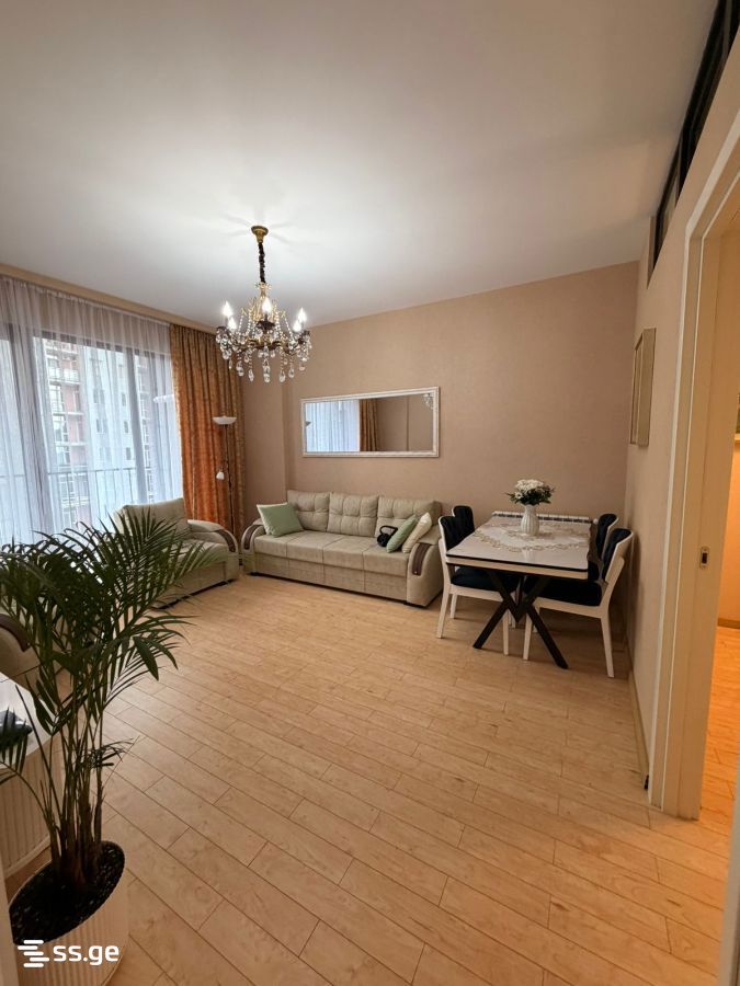5 - 3 rooms