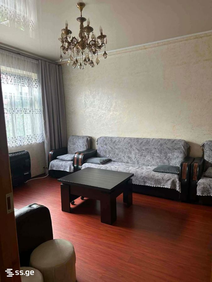 73 - 3 rooms