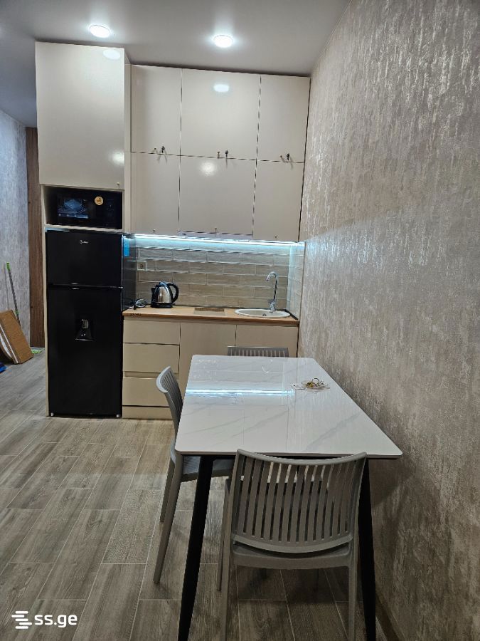 18 - 1 rooms