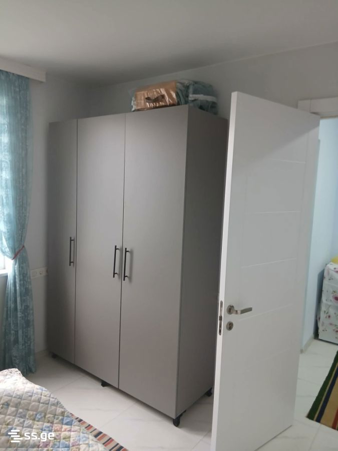 1 - 2 rooms