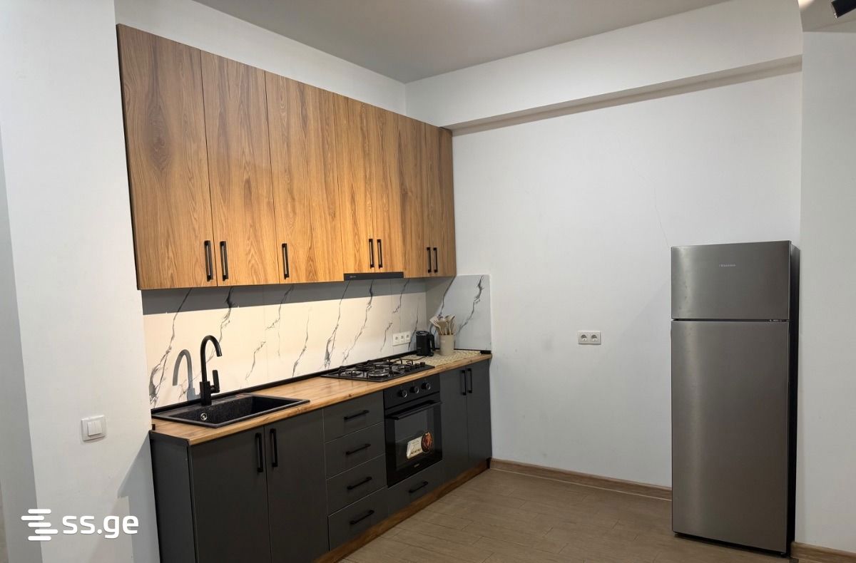 tsulukidze st. 35 - 2 rooms