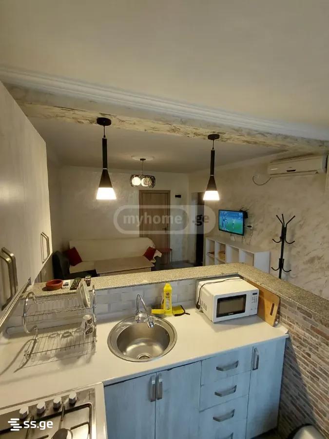 K. Gamsakhurdia st. 0 - 2 rooms