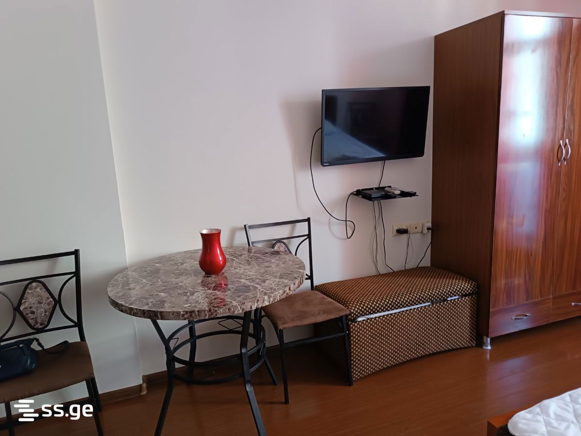 Khimshiashvili st. 15 - 1 rooms