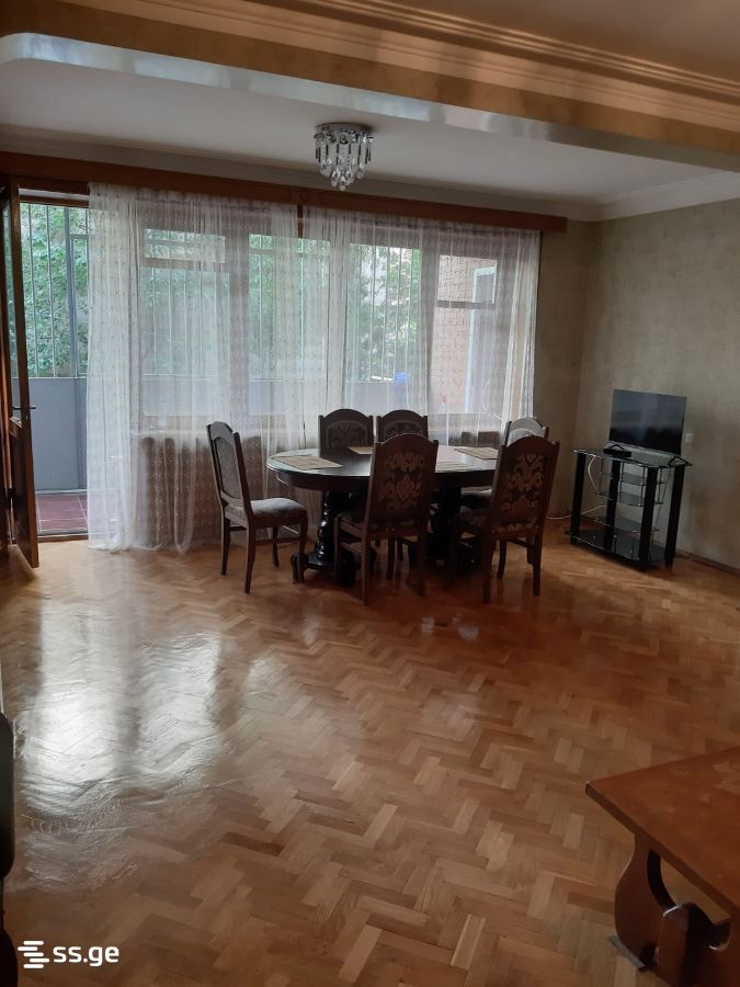 budapeshti st. - 3 rooms