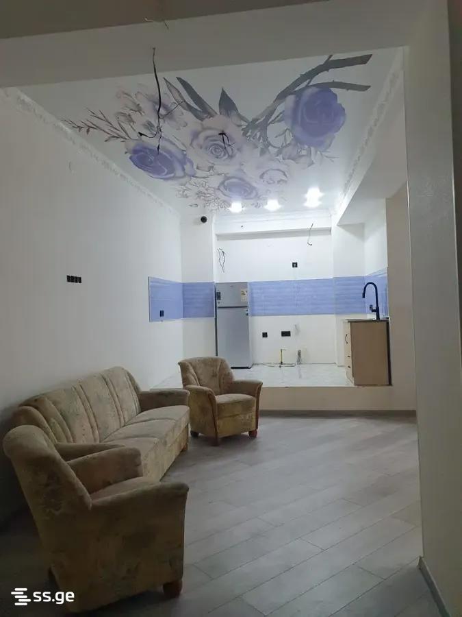 nasidze st. 2 - 4 rooms