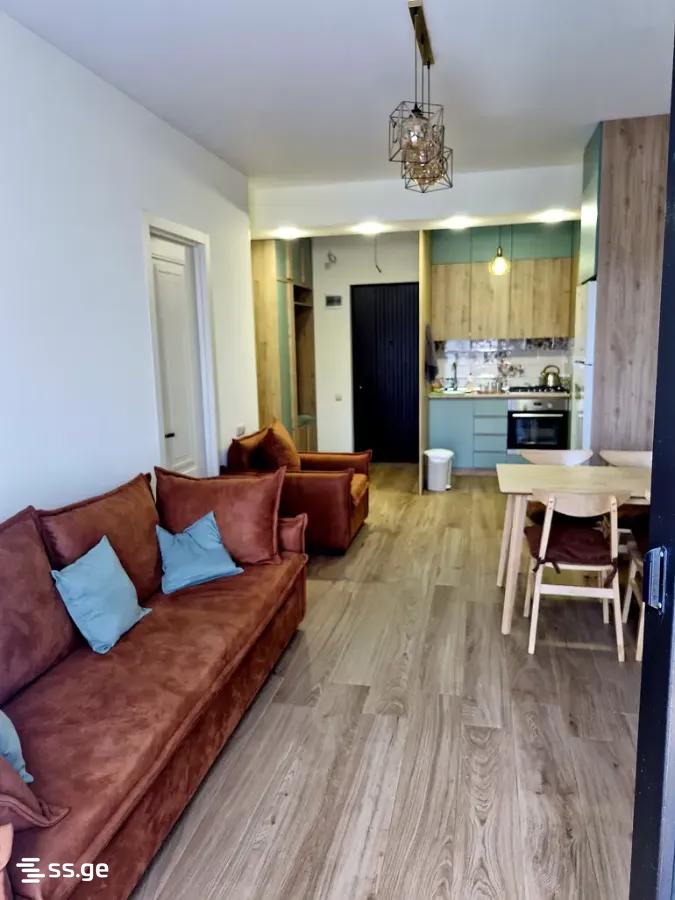 Vepkhistkaosnis st. 32 - 2 rooms
