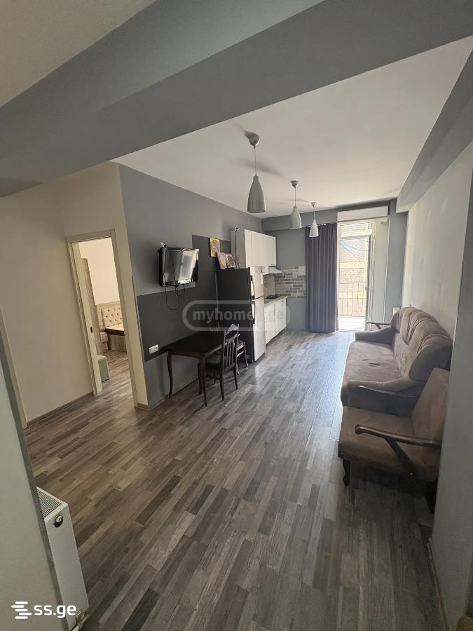 gmiri kursantebi st. - 3 rooms