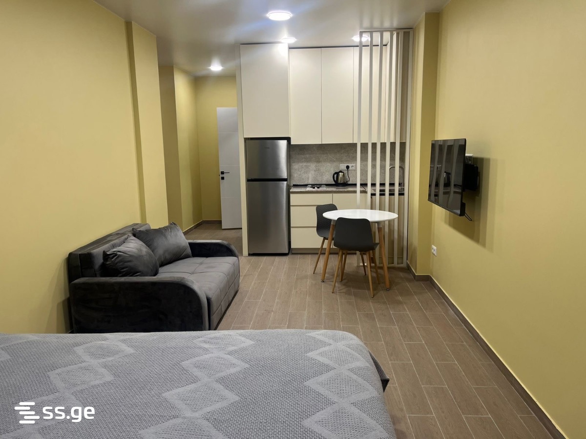 11 - 1 rooms