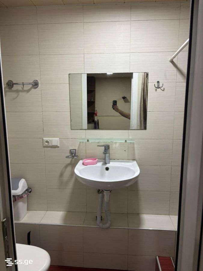 liakhvi st. 1 - 1 rooms