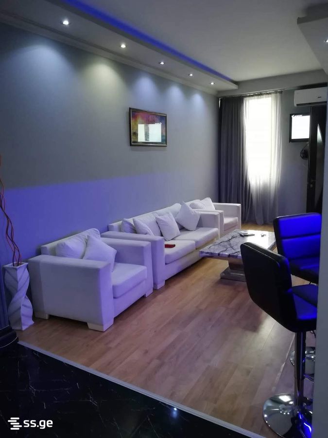 Khimshiashvili st. 1 - 2 rooms