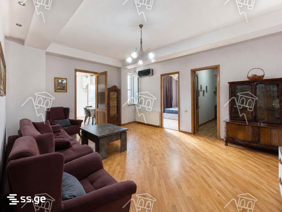 kutaisi st. 10 - 4 rooms