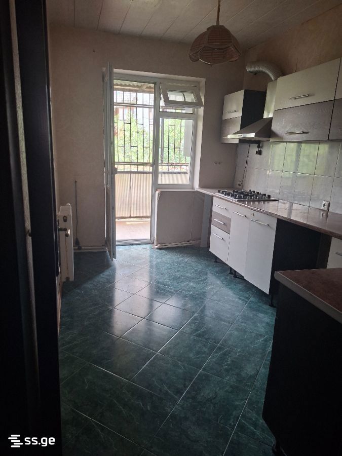 dumbadze ave 3 - 3 rooms