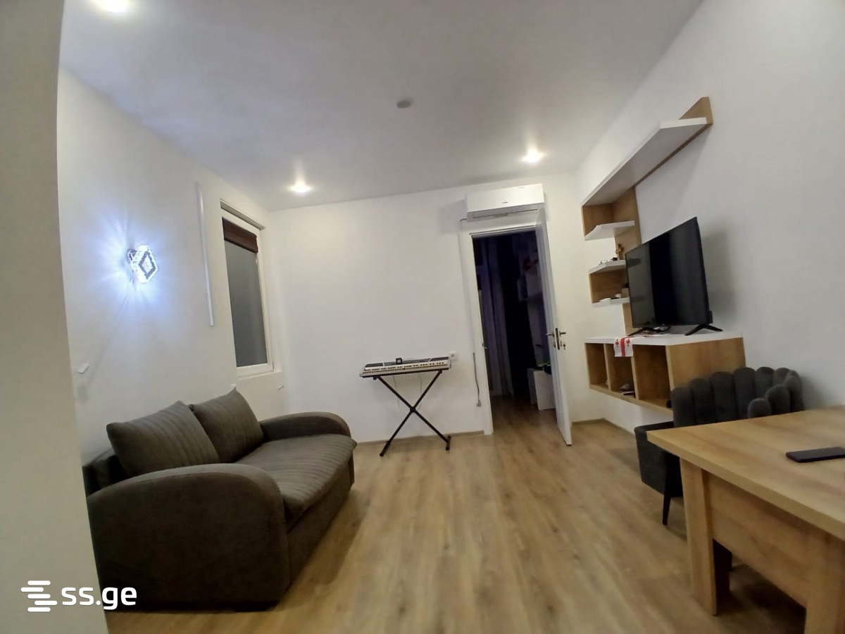 10 - 2 rooms