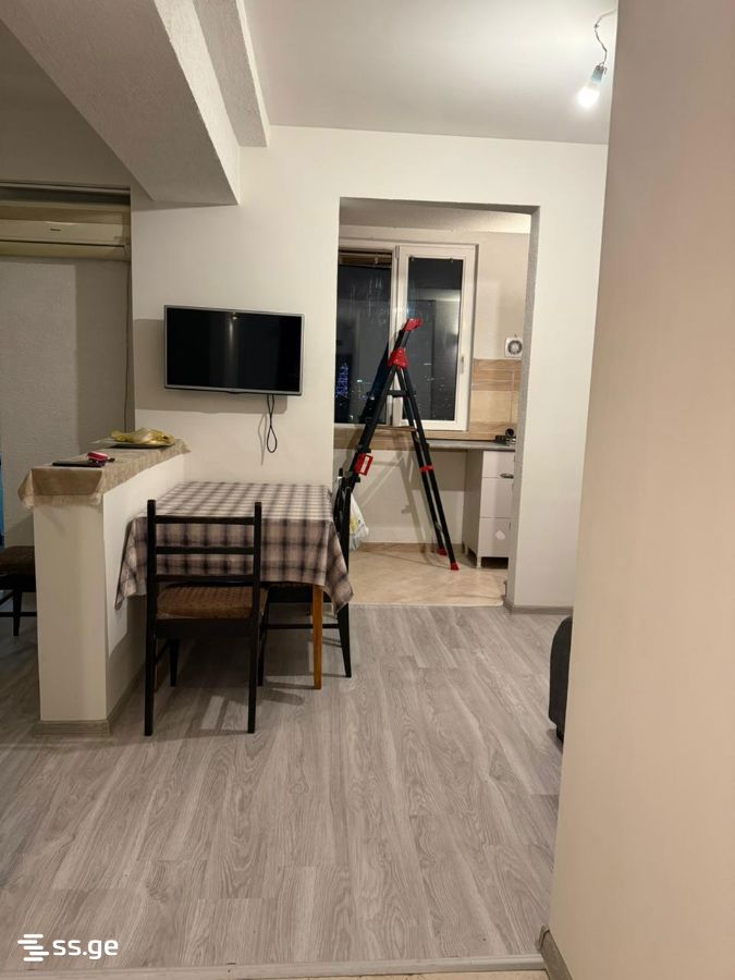D.Kifiani st. 4 - 1 rooms
