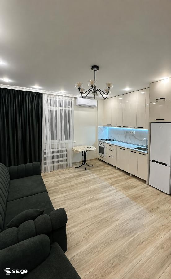 Ketevan Tsamebuli St. 35 - 3 rooms