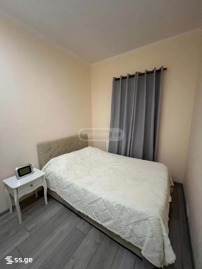 5 - 2 rooms
