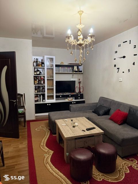 25 - 3 rooms