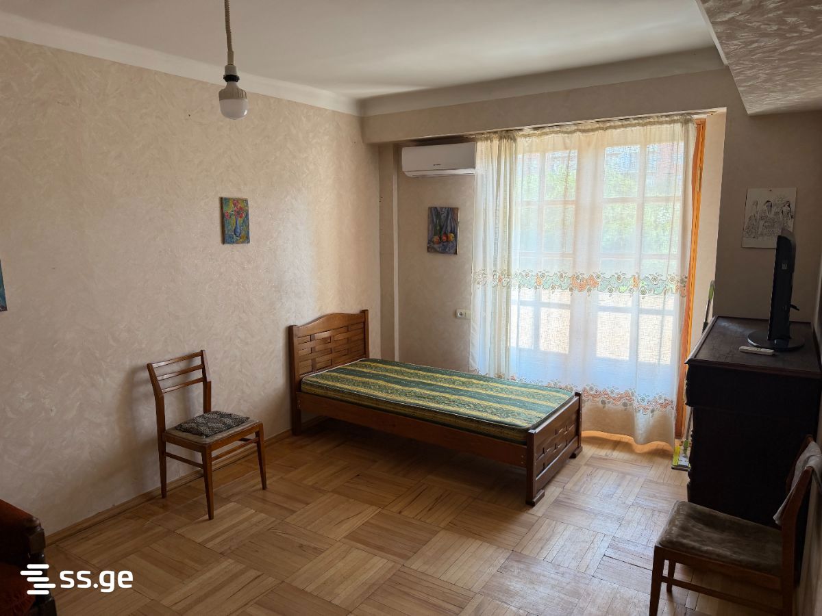 Guramishvili ave (Nadzaladevi) 27 - 2 rooms
