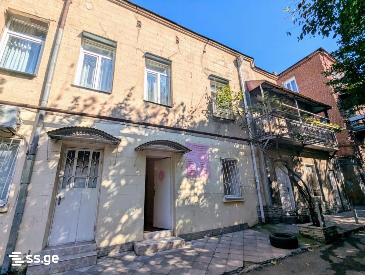 O.Chkheidze st. 44 - 4 rooms