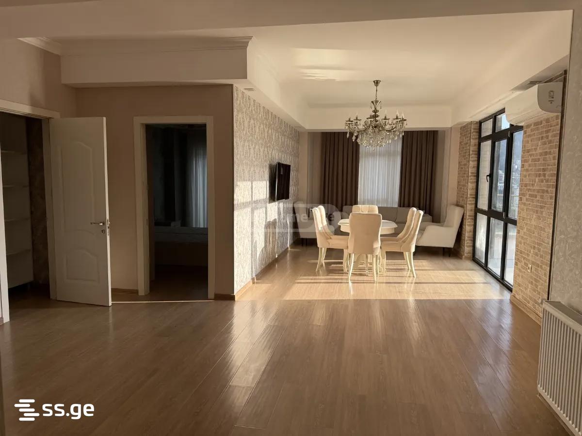 mirotadze st. 4 - 4 rooms