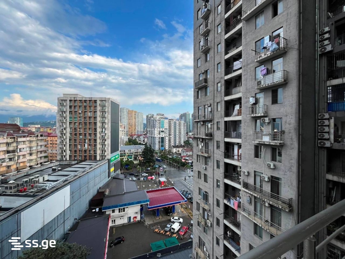 Sherif Khimshiashvili Ave 1 - 3 rooms