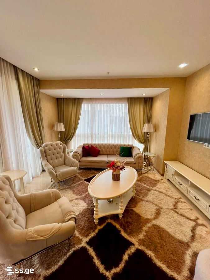 Egnate Ninoshvili Street 2 - 3 rooms