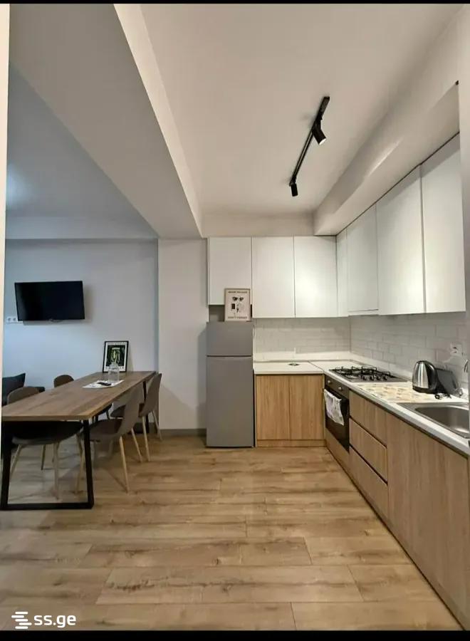navtlugi st. 10 - 2 rooms
