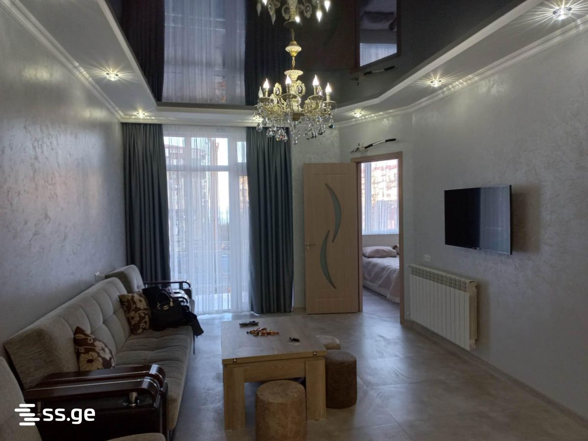 6 - 3 rooms