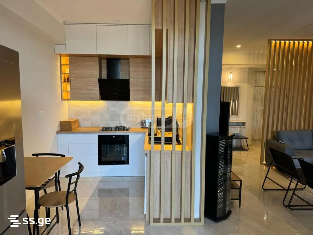 agmashenebeli alley - 4 rooms