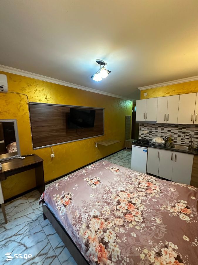 1 - 1 rooms