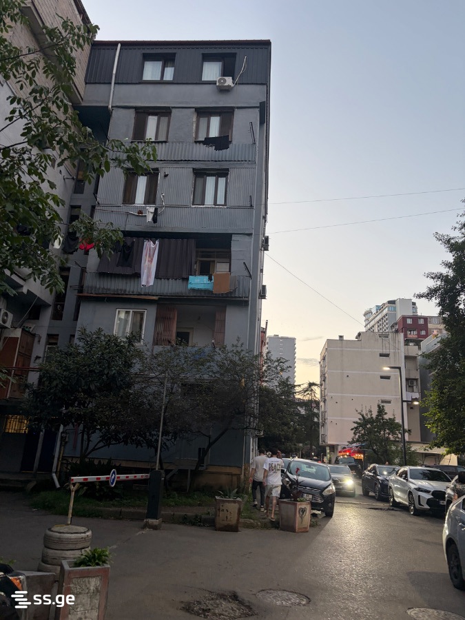 Sh. Inasaridze St. 5ა - 1 rooms