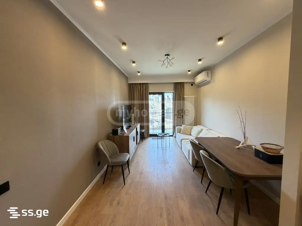 mirckhulava st. 9 - 3 rooms