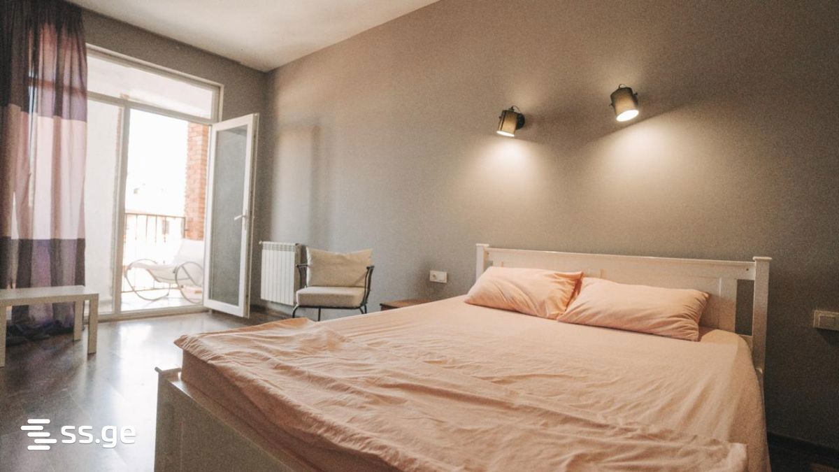 Egnate Ninoshvili Street 47 - 4 rooms