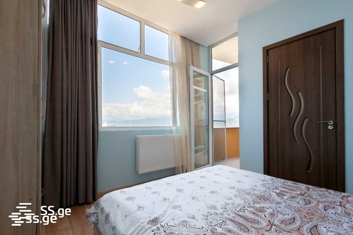 Kobaladze st. 15 - 3 rooms