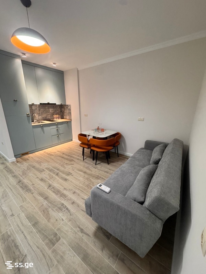 6 - 2 rooms