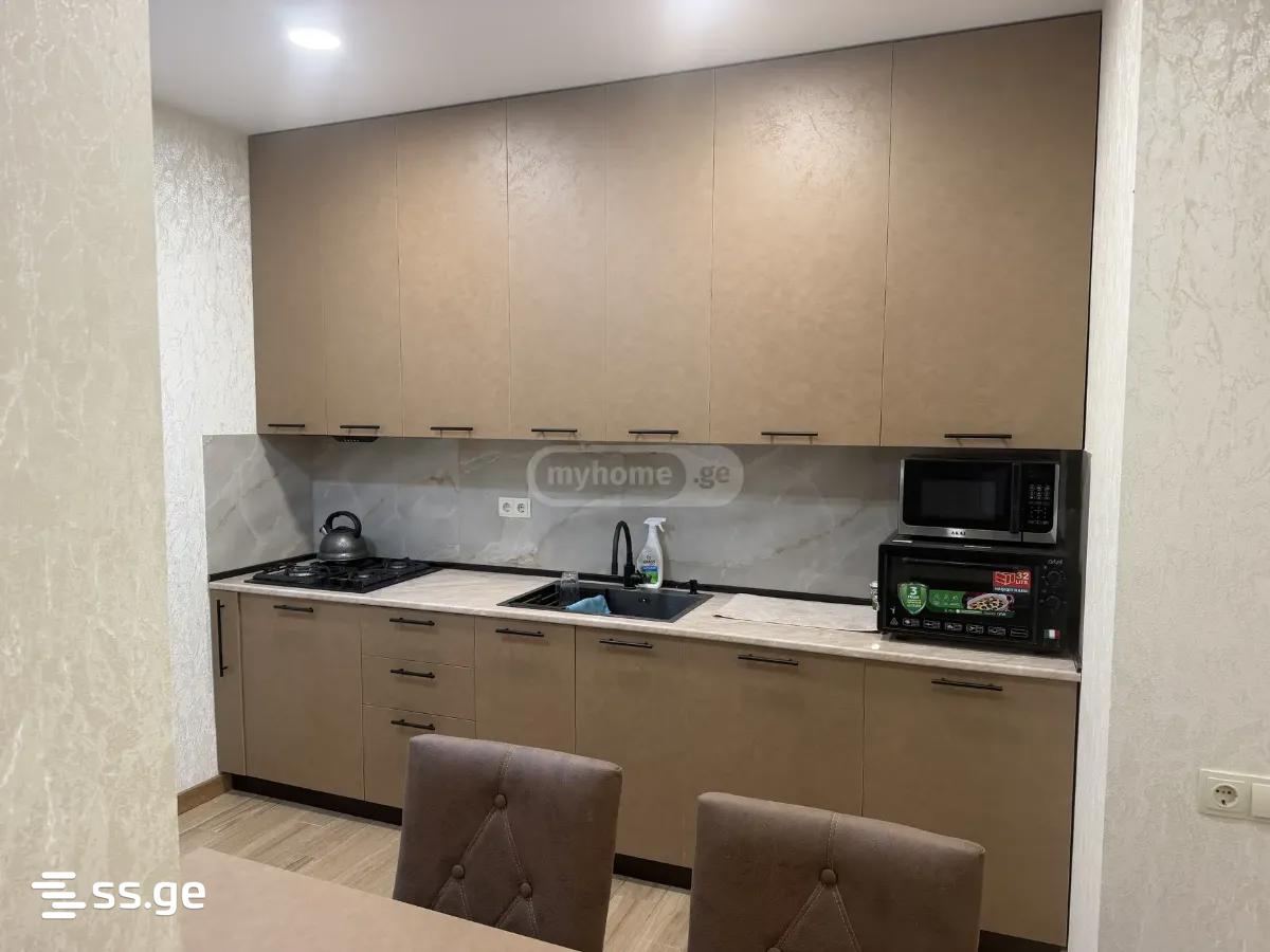 Marshal Archil Gelovani Ave. - 3 rooms