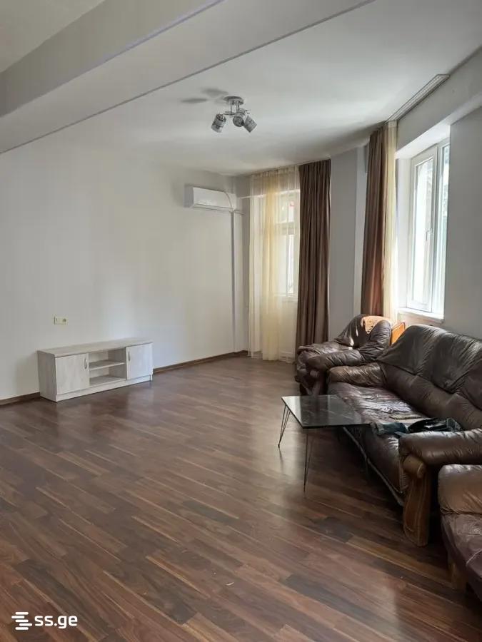 Politkovskaya St (jikia st.) - 3 rooms