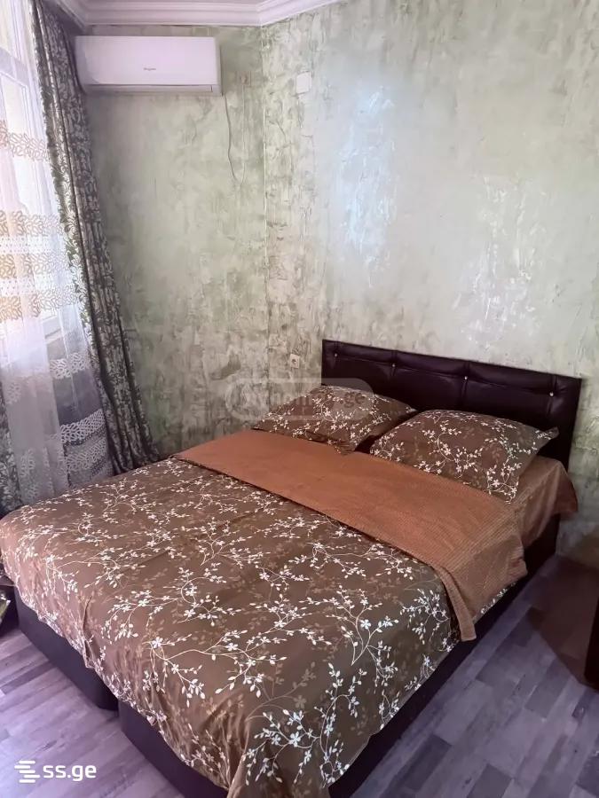 Z. Gorgiladze Street 98 - 1 rooms