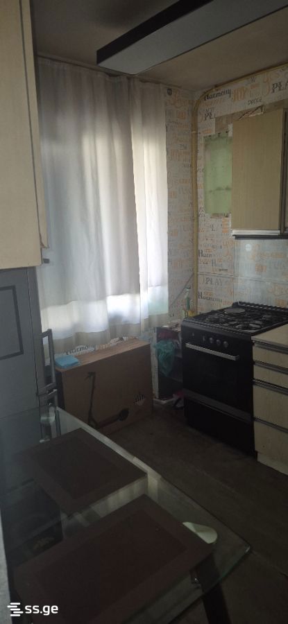 8 - 2 rooms