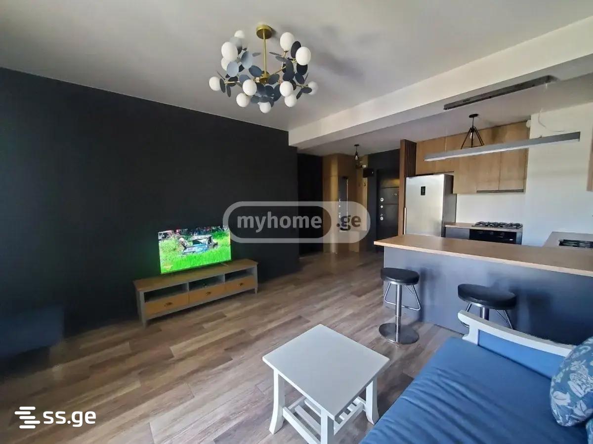 navtlugi st. 1 - 2 rooms