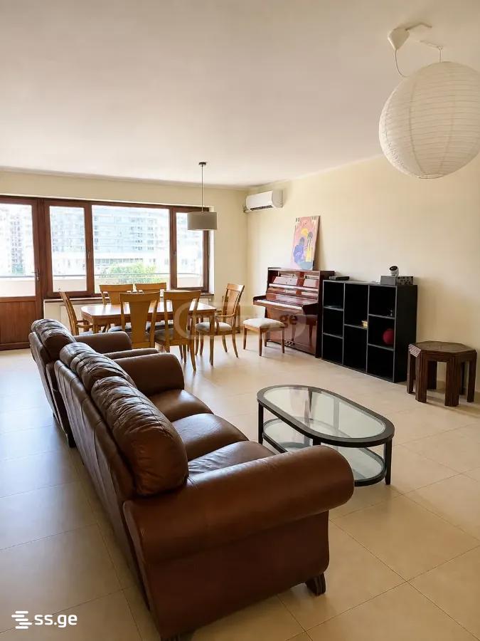 panaskerteli st. 1 - 4 rooms