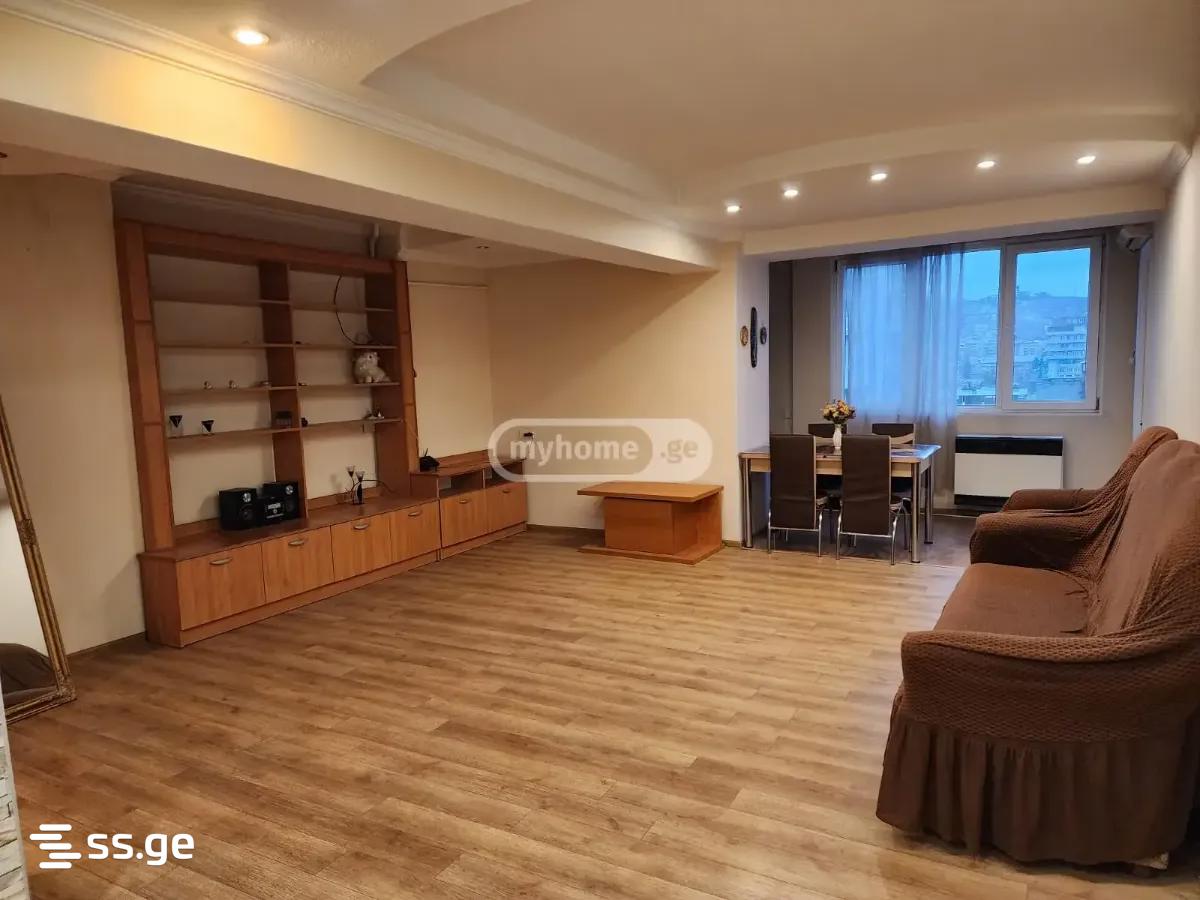 V.Tsintsadze st. 81 - 4 rooms