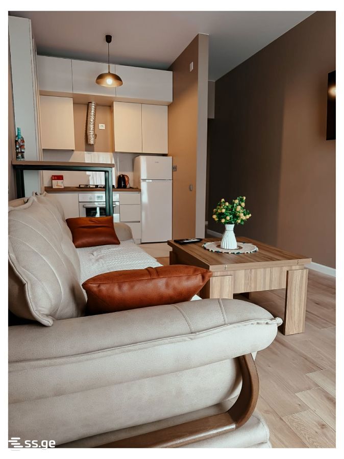 32 - 3 rooms