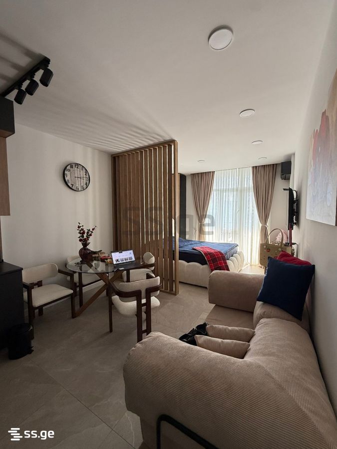 R. Nizharadze st. 5 - 1 rooms