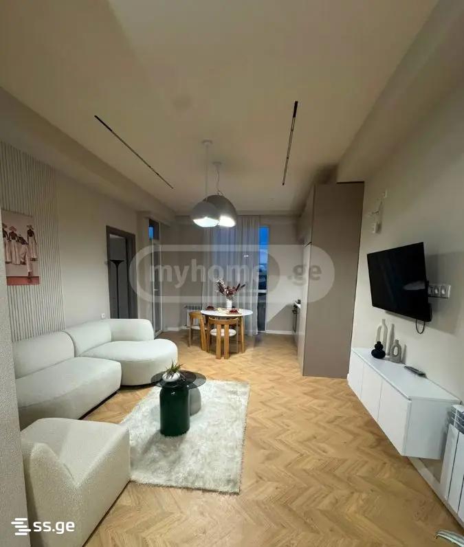 bakhtrioni st. 11 - 3 rooms