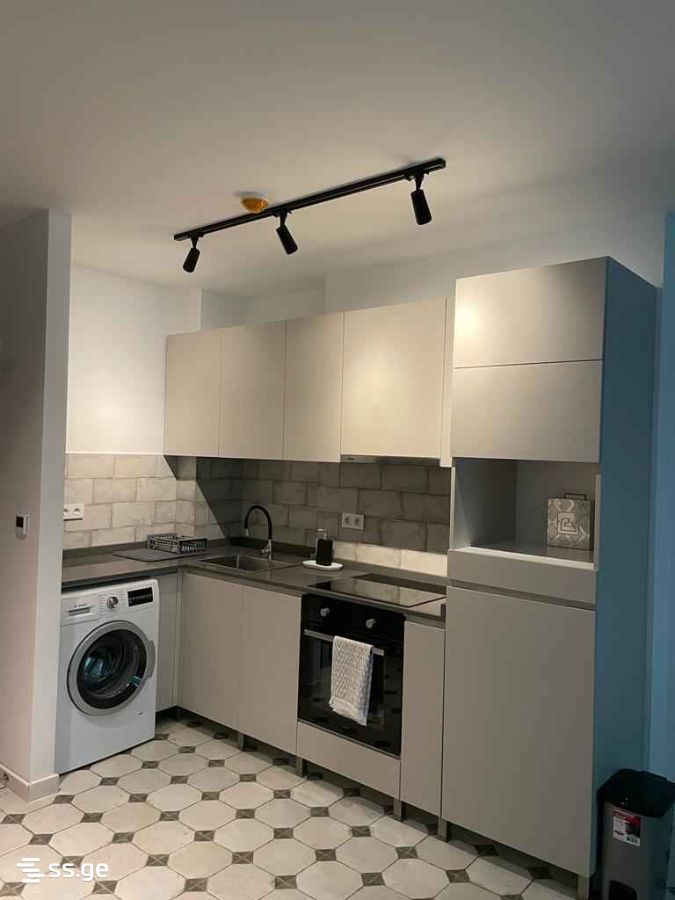 Lech and Maria Kaczynski street 8 - 1 rooms