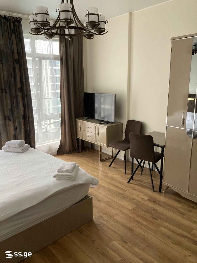 Lech and Maria Kaczynski street 5 - 1 rooms