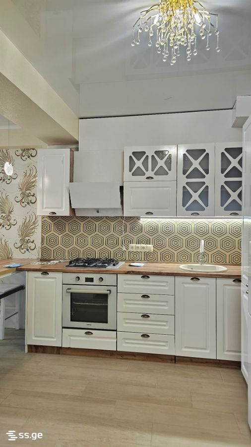 sarajishvili st. 5 - 3 rooms